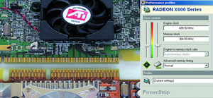 ������� PCI Express x16 � AGP � ����� �������� (�����). ������� ���� � ������ ��������-����� ATI X600XT (������).